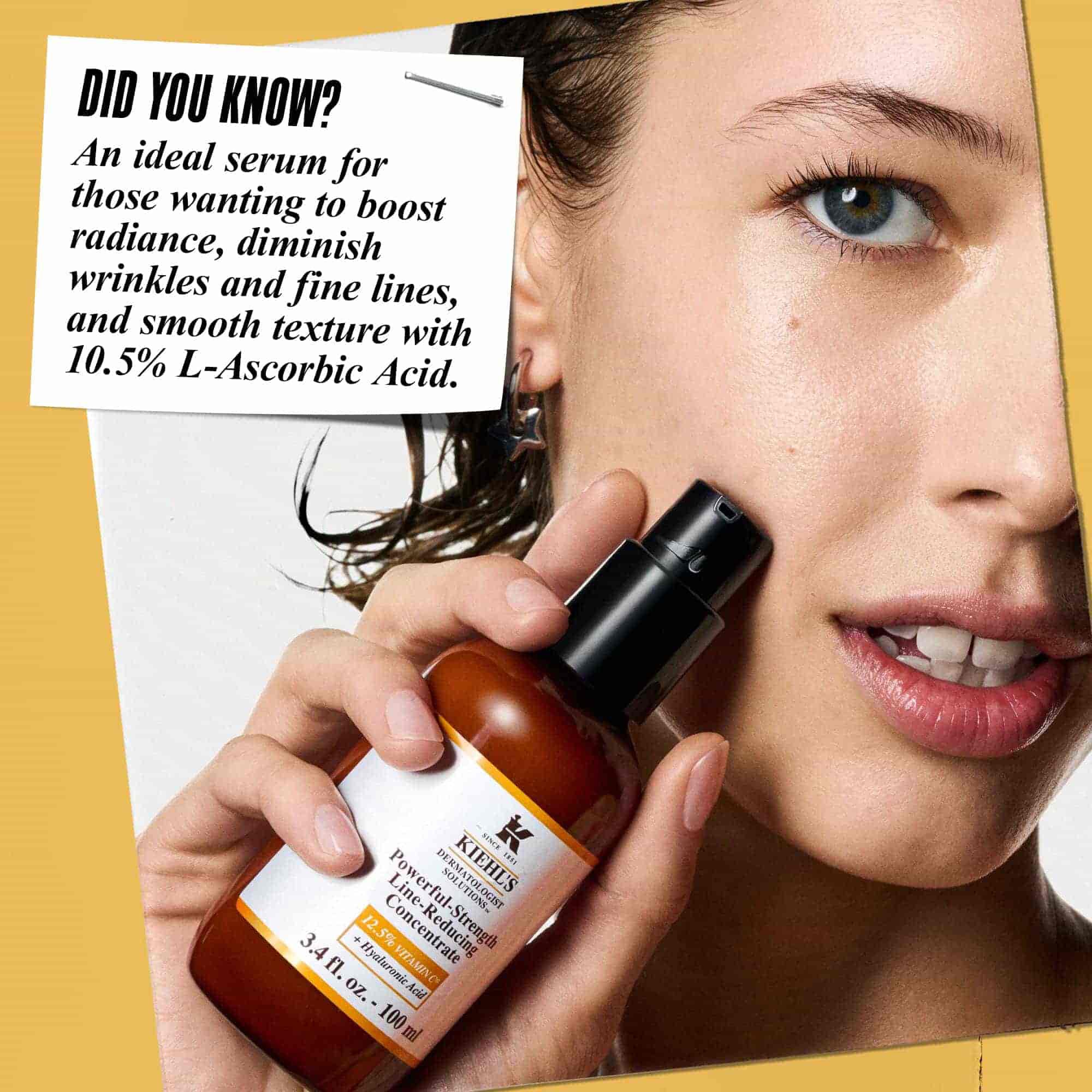 Una persona che applica Powerful-Strength Line-Reducing Concentrate sul viso. Il testo recita: "Lo sapevi? Perfetto per il tono della pelle non uniforme, questo siero altamente efficace e formulato con il 12,5% di vitamina C frammentata e acido ialuronico."