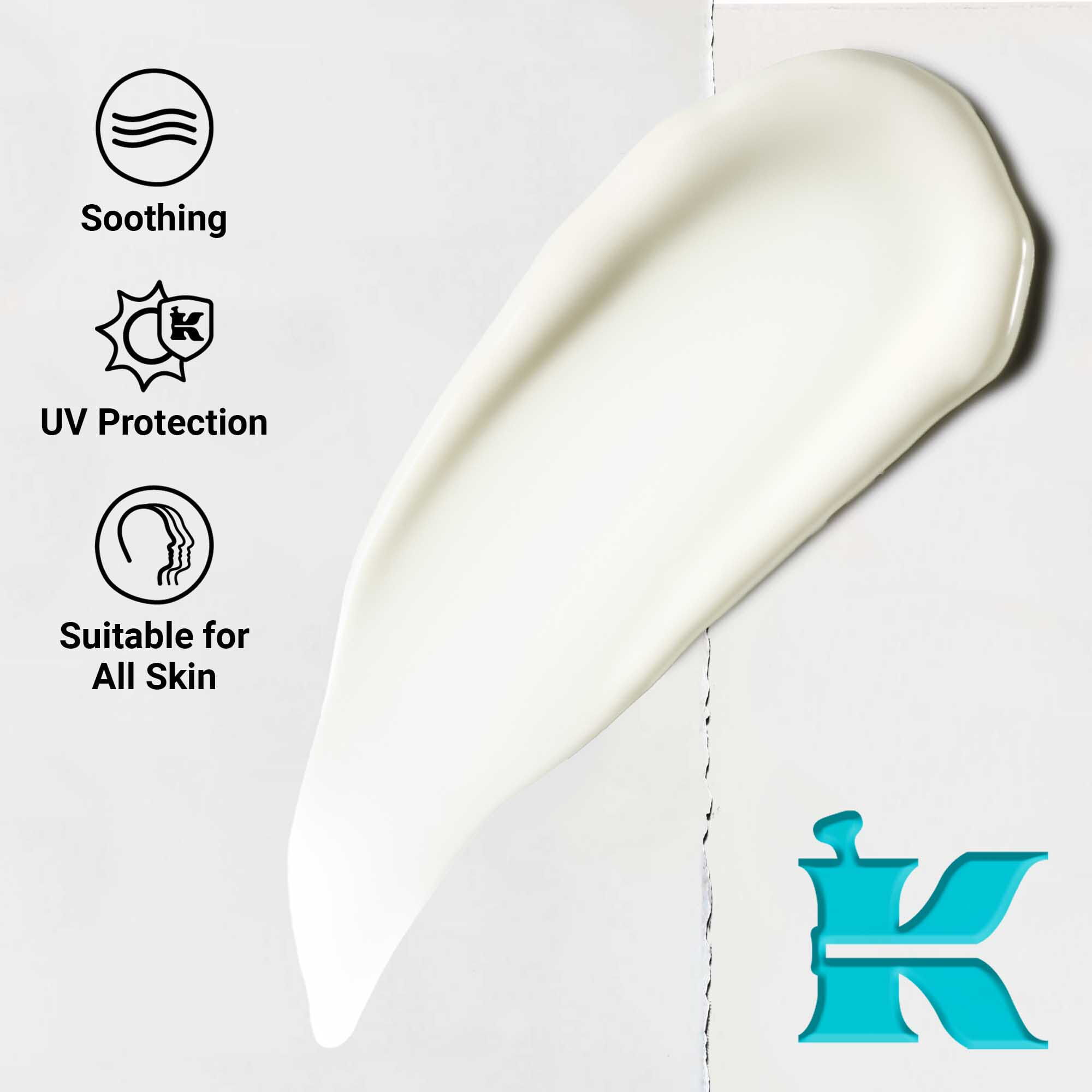 Primo piano della texture di Ultra Light Daily UV Defense Aqua Gel che mostra una formula leggera e cremosa. Il testo evidenzia i benefici lenitivi e di protezione UV, adatto a tutti i tipi di pelle.