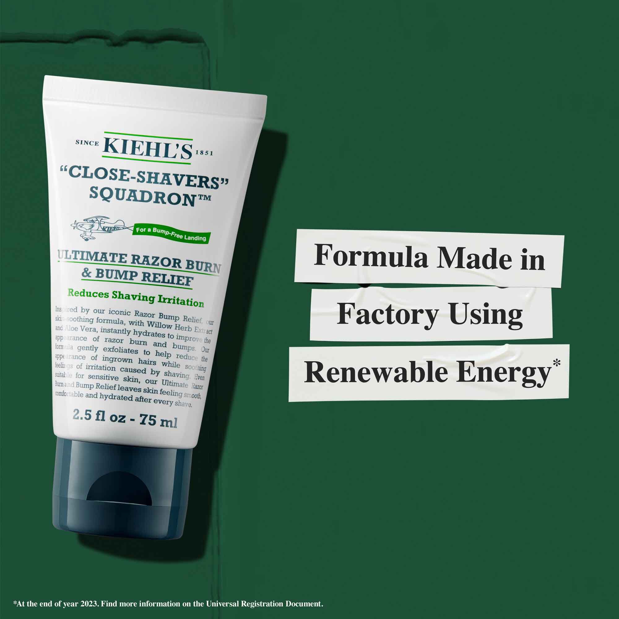Tubetto di Close Shavers Squadron Smooth Glider Precision Shave Lotion con informazioni sulla sostenibilita: "Formula prodotta in uno stabilimento che utilizza energia rinnovabile."