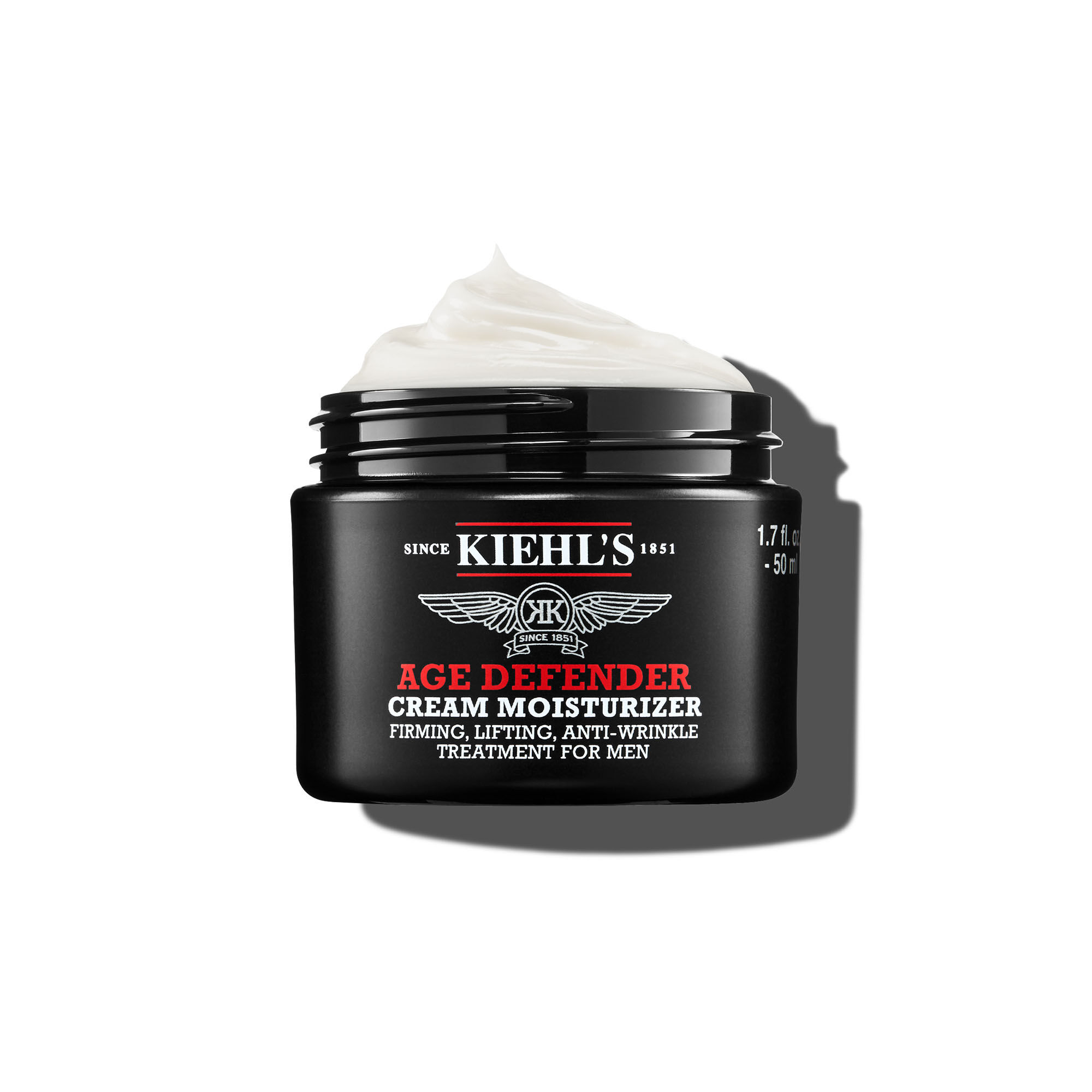 Un barattolo da 50 ml di Kiehl's Age Defender Cream Moisturizer su sfondo bianco.
