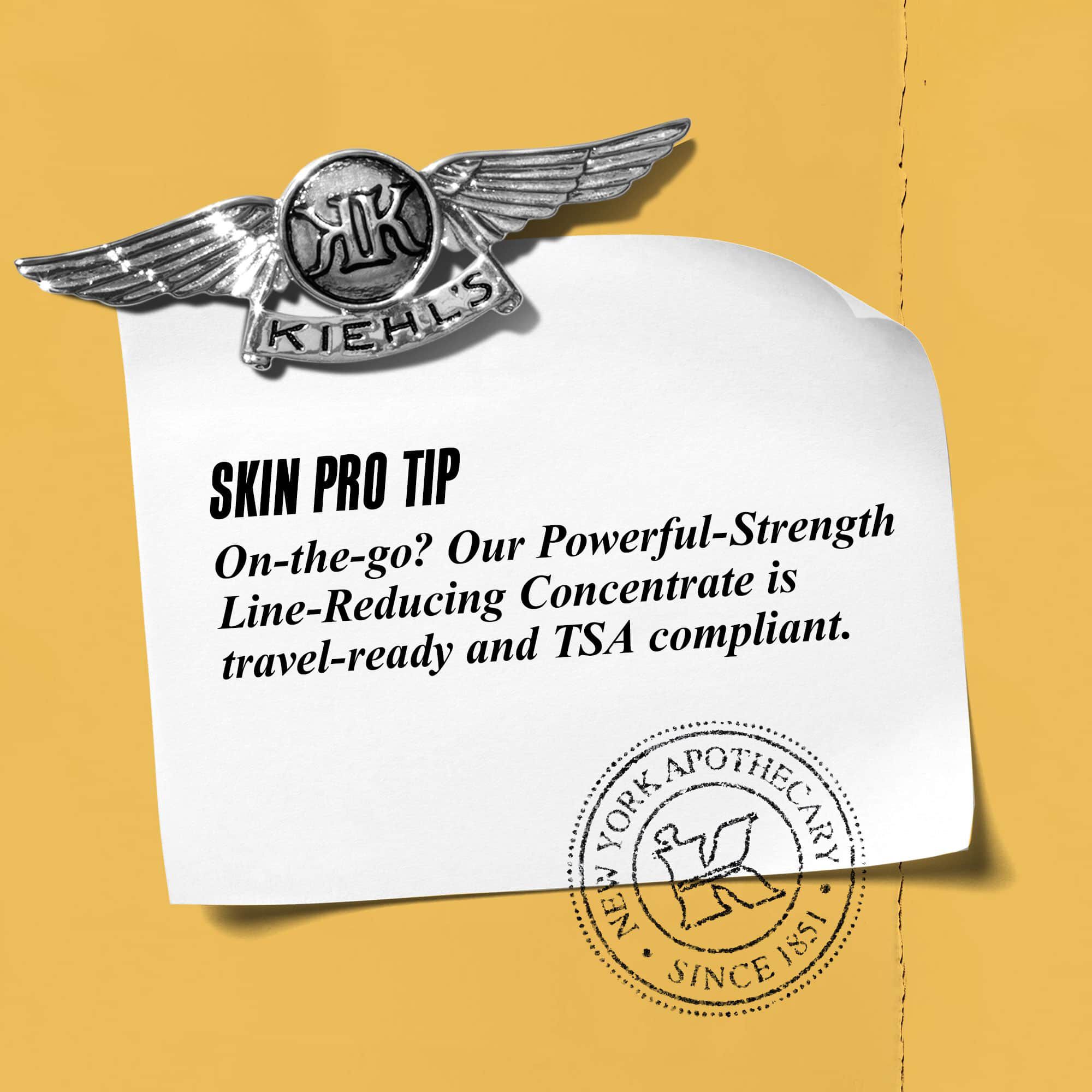 Grafica con testo: "Consiglio dell'esperto: In viaggio? Il nostro Powerful-Strength Line-Reducing Concentrate e pronto per il viaggio e conforme alle norme TSA."