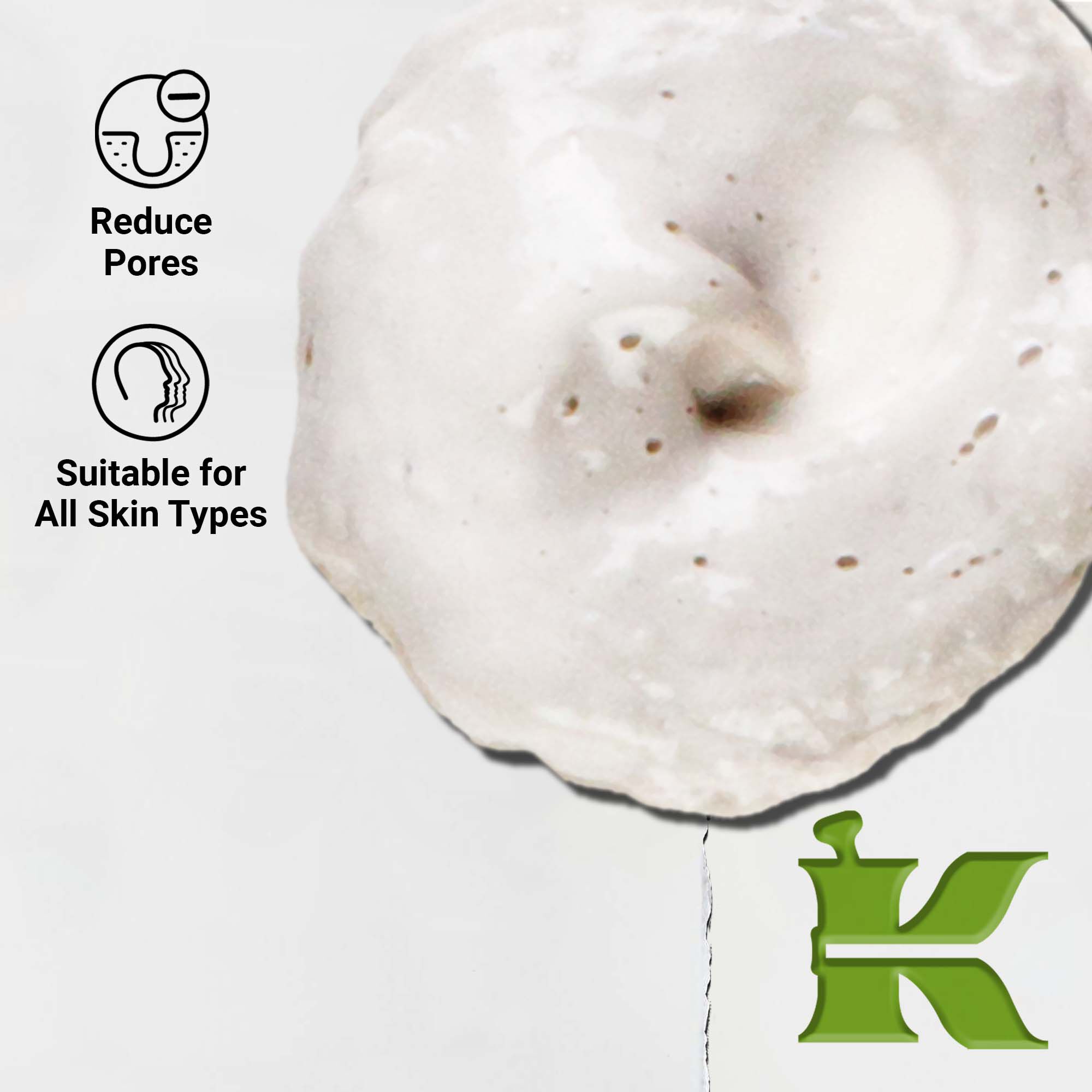 Primo piano della texture di Rare Earth Deep Pore Daily Cleanser. Il testo evidenzia la sua pulizia profonda dei pori e l'idoneita per tutti i tipi di pelle.